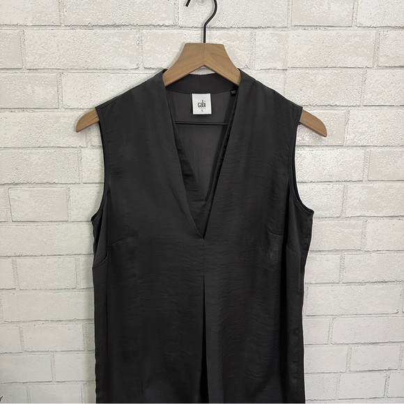 CABI Sleeveless Gray Top #3786 Veneer Top - Picture 2 of 8